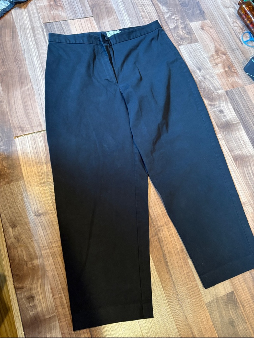 L.L.Bean woman’s black pants size 16 petite (no pockets)